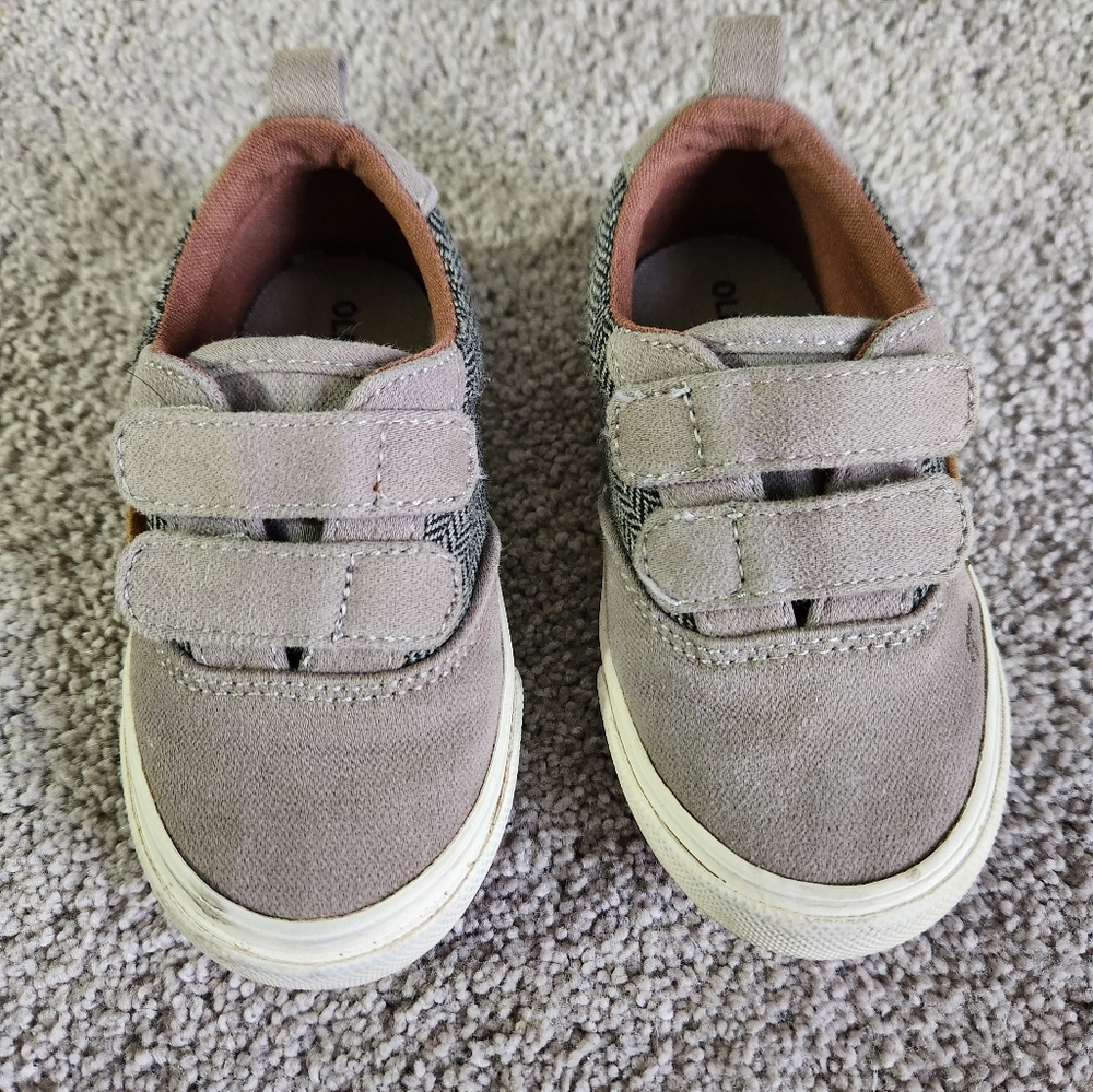 Old Navy unisex double strap grey baby sneakers, size 5